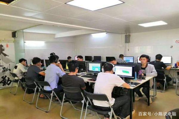 计算机语言与软硬件技术开发解析